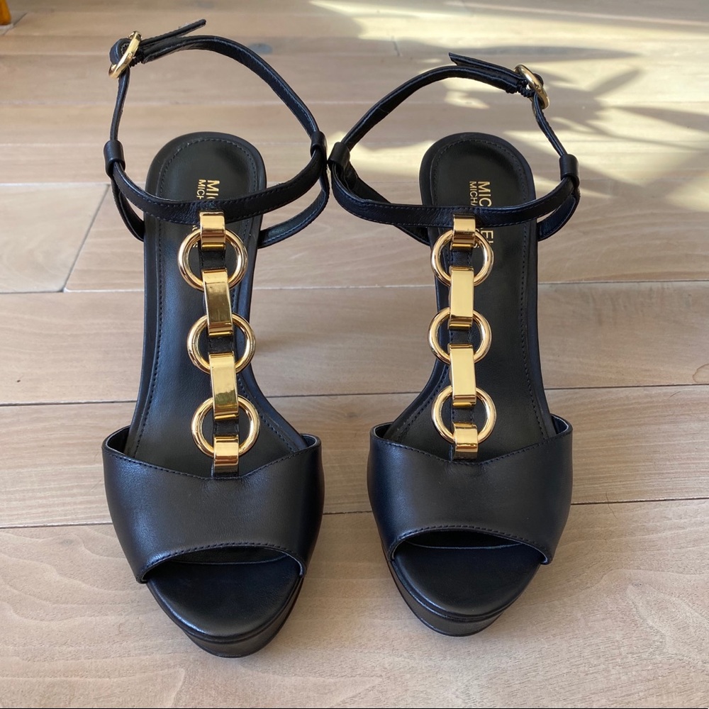 Michael Kors leather t strapblack gold heels